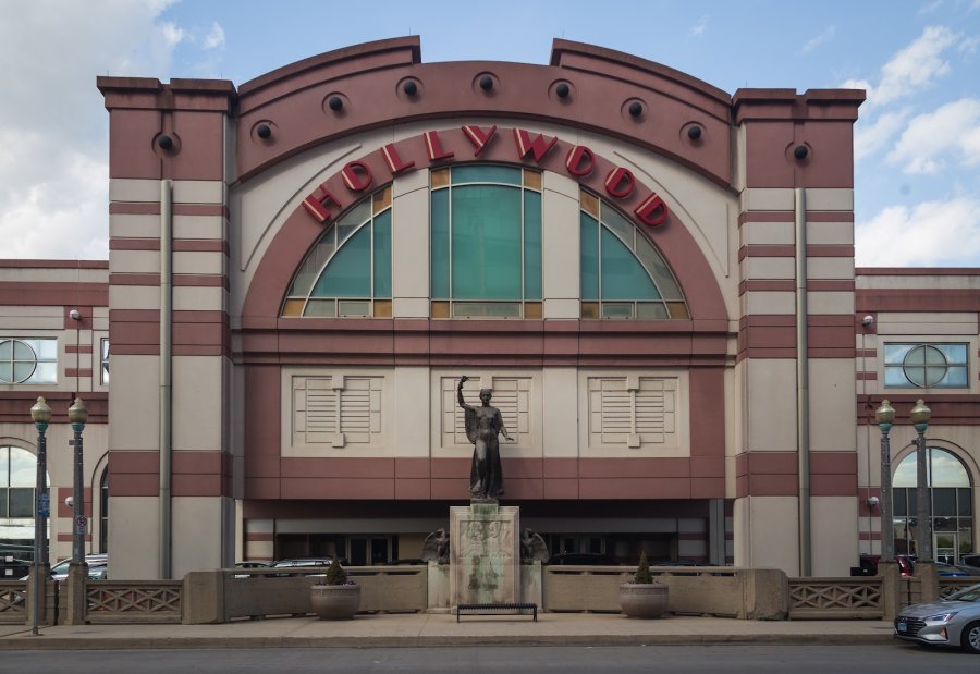 Hollywood Casino — photo 2 of 4