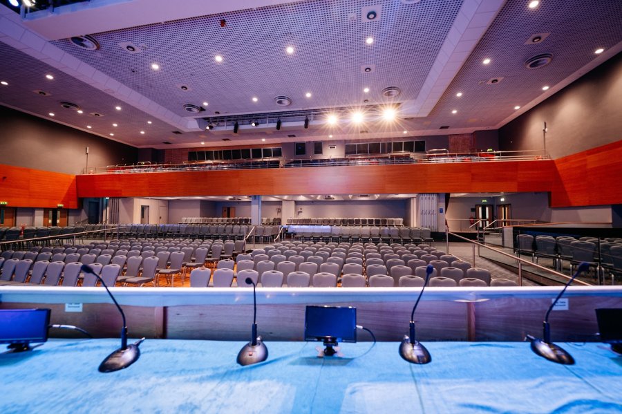 Windsor Hall At Bournemouth International Centre — photo 3 of 4
