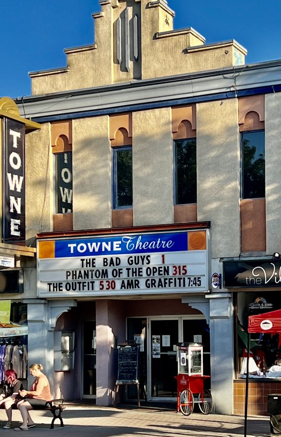The Vernon Towne Theatre — photo 2 of 4