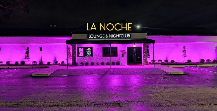 La Noche Lounge & Nightclub