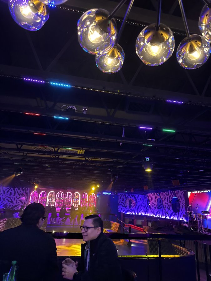 La Noche Lounge & Nightclub — photo 2 of 4