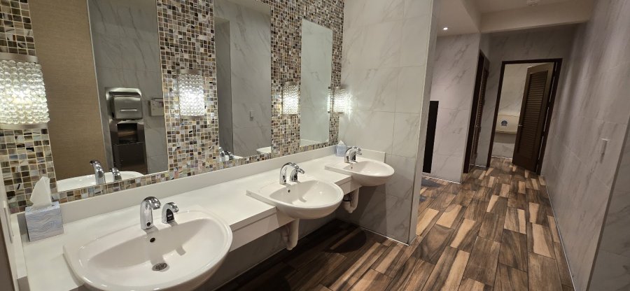 Ahern Luxury Boutique Hotel — photo 4 of 4