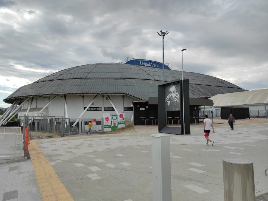 Unipol Arena — photo 2 of 4
