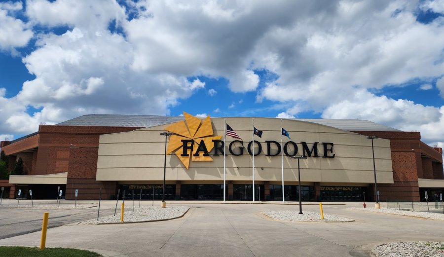 Fargodome — photo 3 of 4