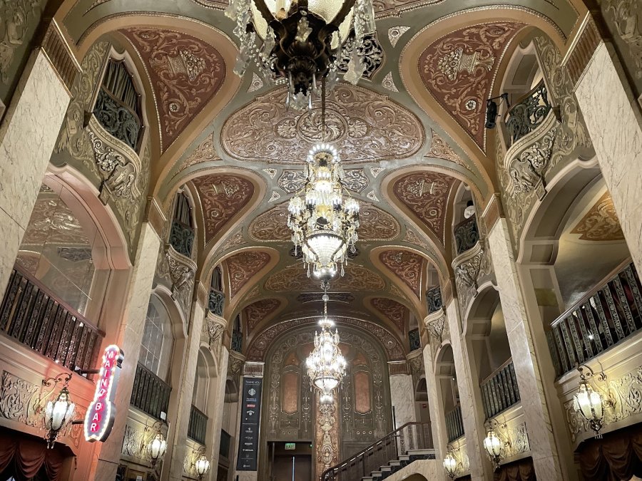 Paramount Theatre — photo 3 of 4