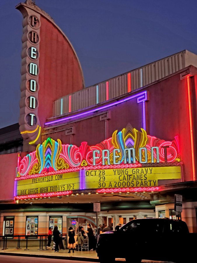 Fremont Theater — photo 2 of 4