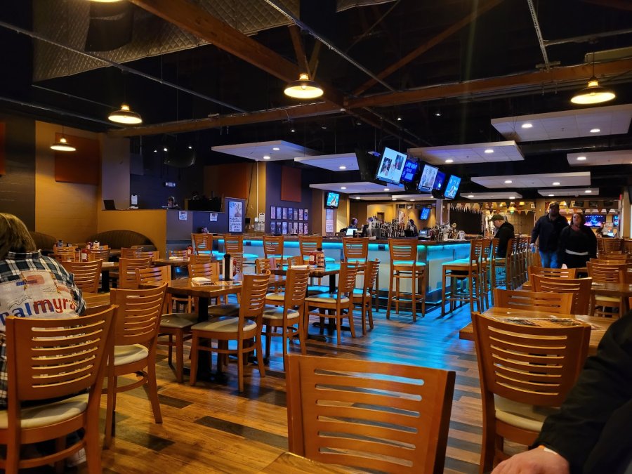 Crafthouse Stage & Grill — photo 4 of 4