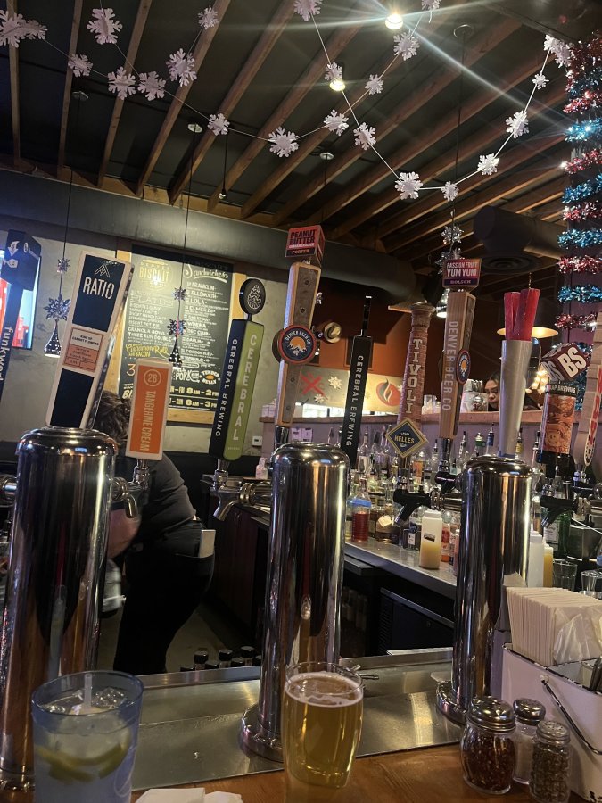 Skylark Lounge — photo 2 of 4