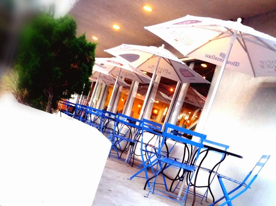 Cafe 11