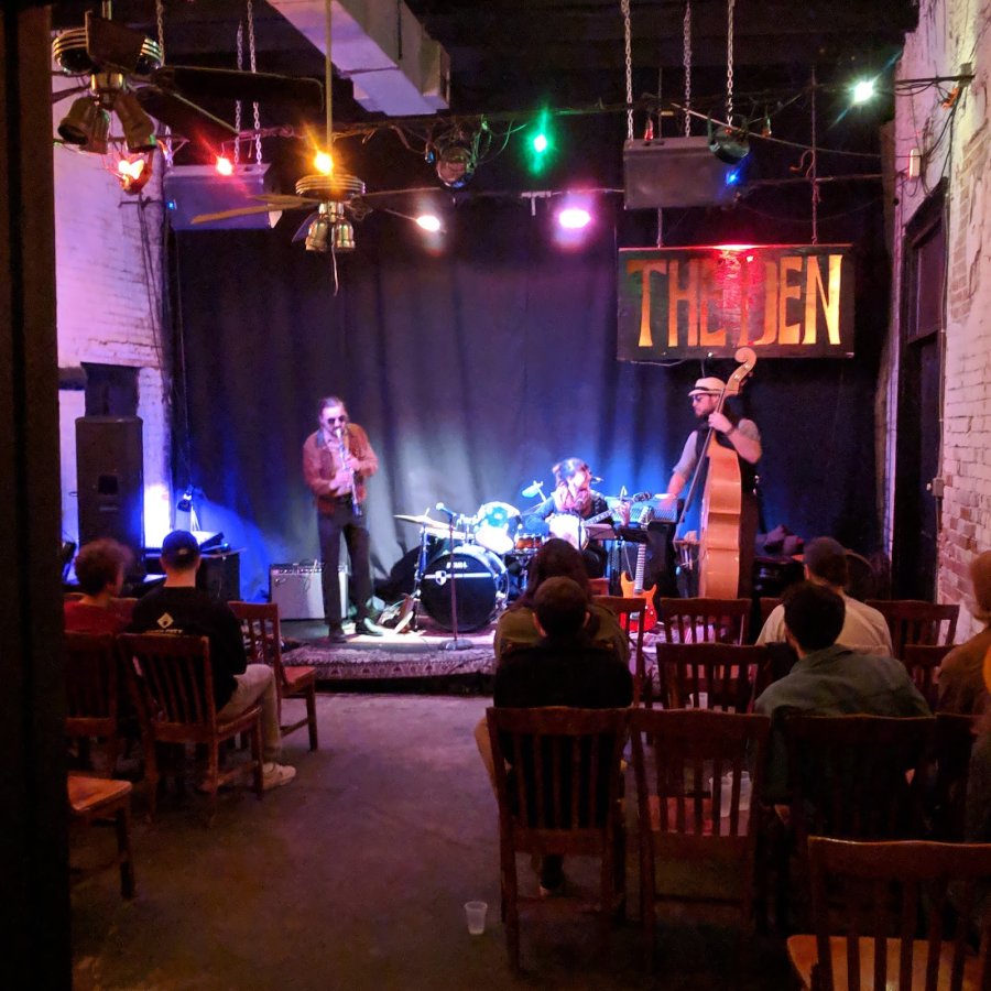 The Howlin Wolf — photo 2 of 4