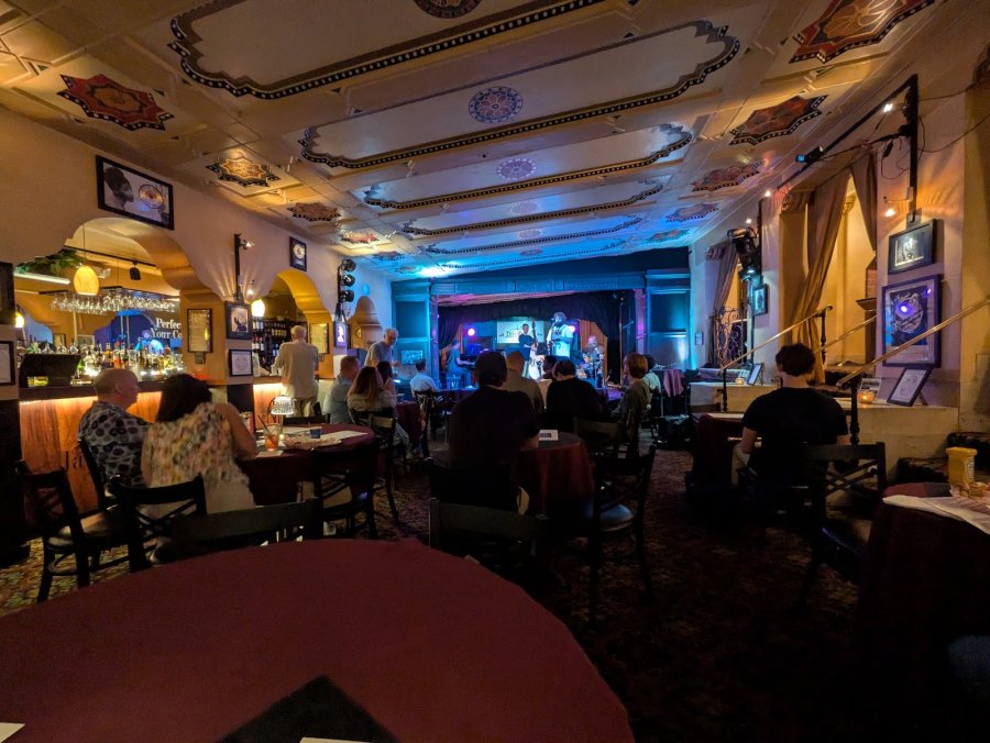 Aretha's Jazz Cafe at Music Hall Center — photo 3 of 4