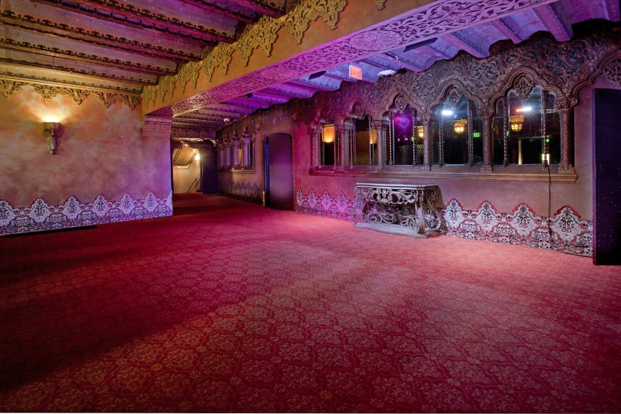 Belasco Theater - LA — photo 2 of 4