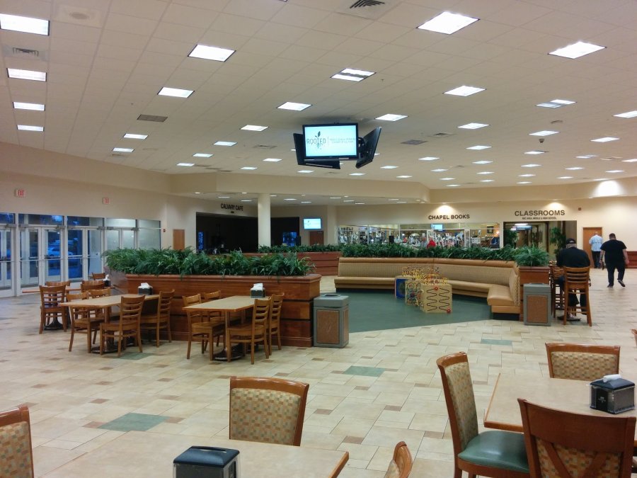 Calvary Chapel St Petersburg — photo 3 of 4