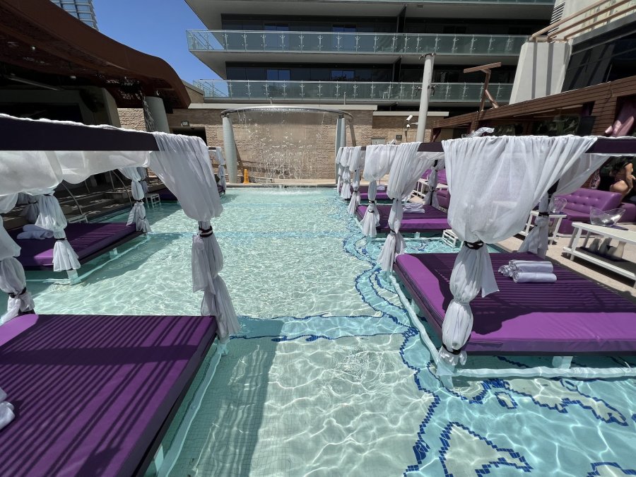 Marquee Dayclub at Cosmopolitan Hotel — photo 3 of 4