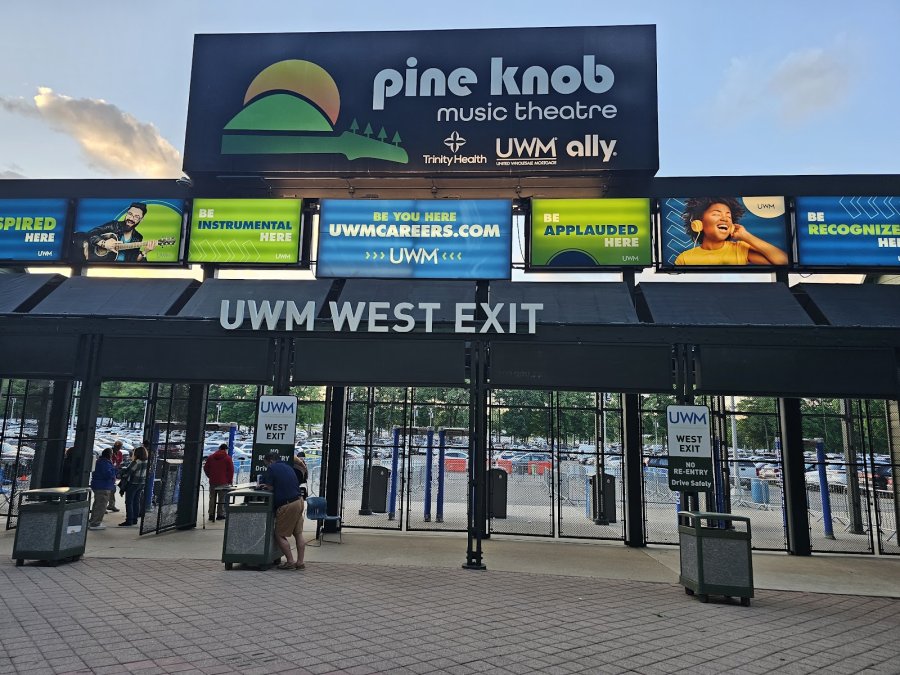 Pine Knob Music Theatre — photo 3 of 4
