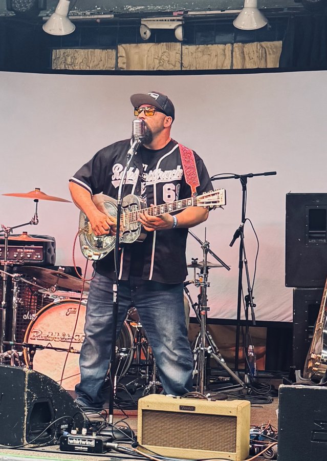 Live in the Atrium at The Catalyst — photo 4 of 4