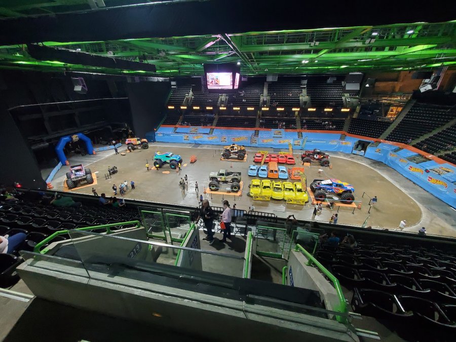 Hilliard Center Arena — photo 4 of 4