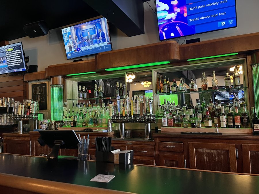 Woodlands Tavern — photo 4 of 4