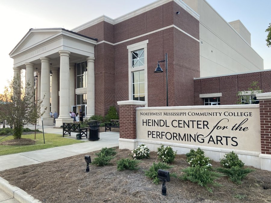 Heindl Center for the Performing Arts Center — photo 2 of 4