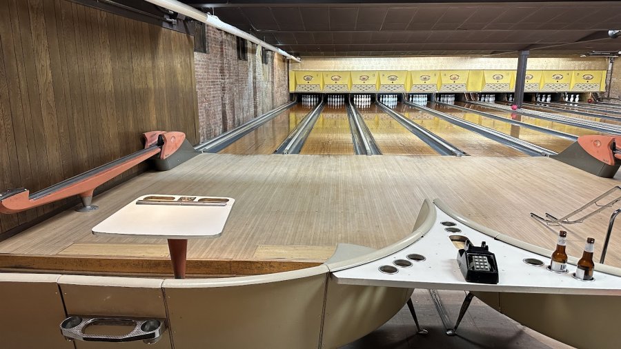 Mahall's — photo 2 of 4