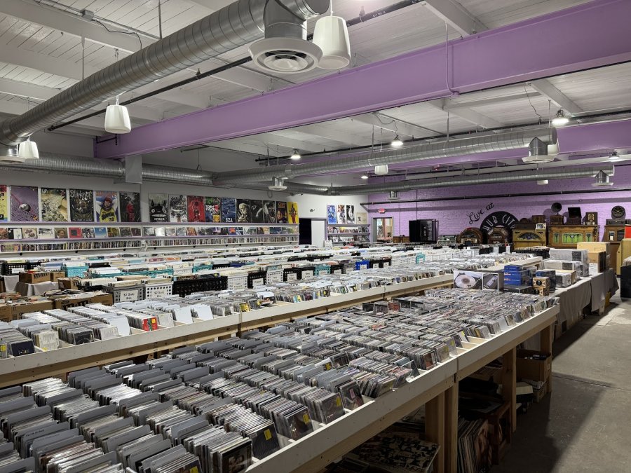 Hub City Vinyl — photo 2 of 4