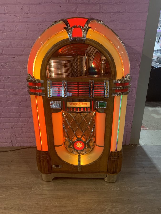 Hub City Vinyl — photo 3 of 4