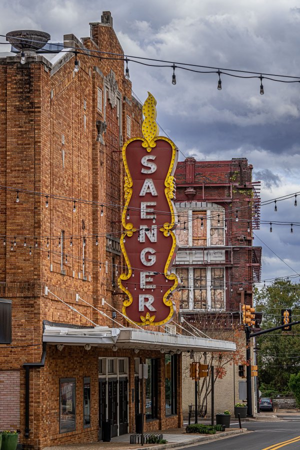 Hattiesburg Saenger Theater — photo 3 of 4