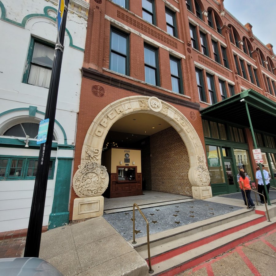 Grand 1894 Opera House — photo 4 of 4