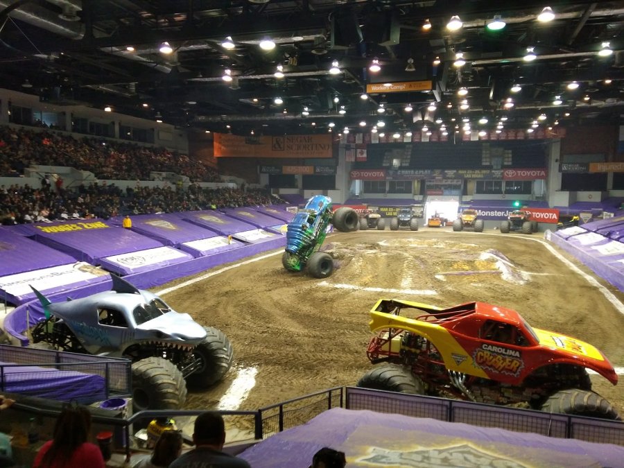 Blue Cross Arena — photo 4 of 4