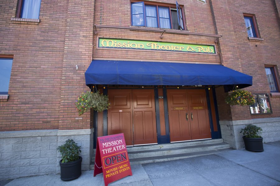 McMenamins Mission Theatre