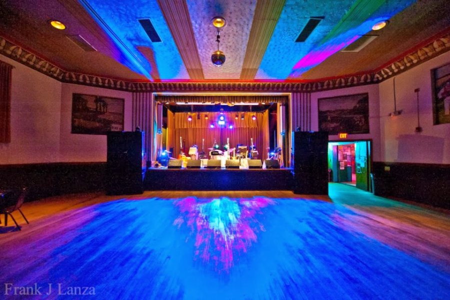 Beachland Tavern
