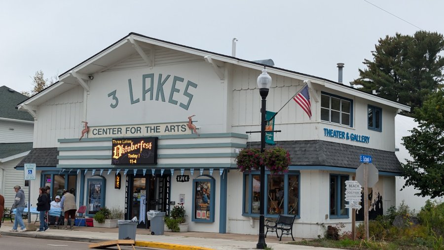 Three Lakes Center for the Arts — photo 2 of 4
