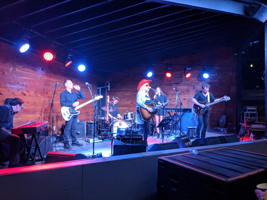 Scoot Inn — photo 2 of 4
