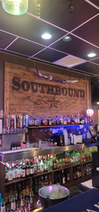 Southbound Bar & Grill — photo 4 of 4