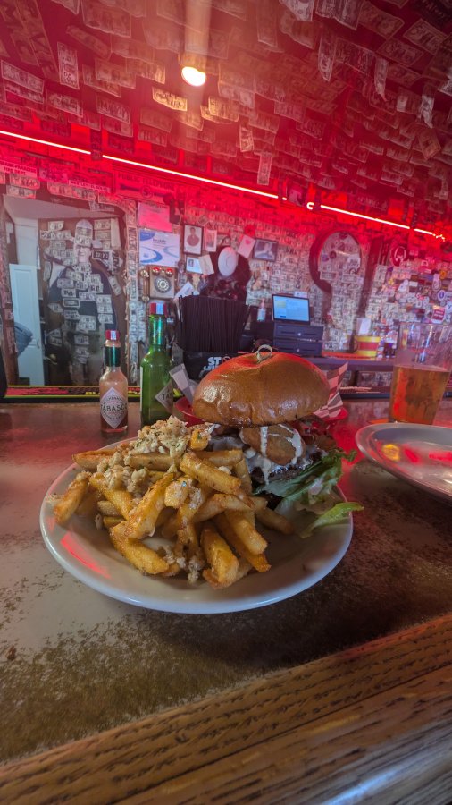 Twin Rivers Saloon — photo 2 of 4
