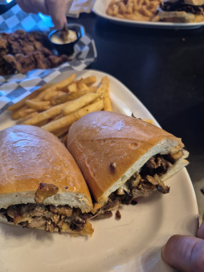 Twin Rivers Saloon — photo 3 of 4