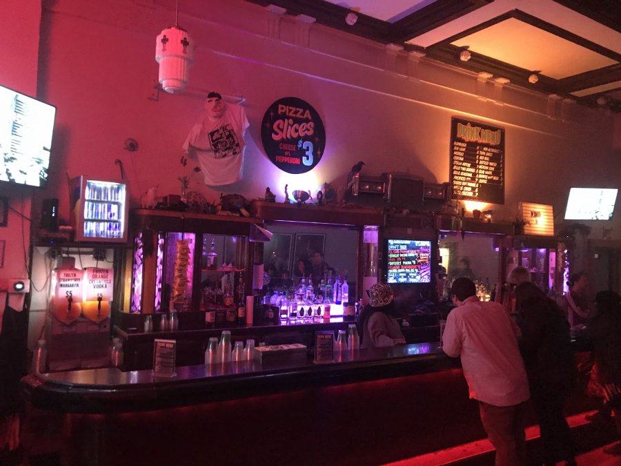 El Club — photo 2 of 4