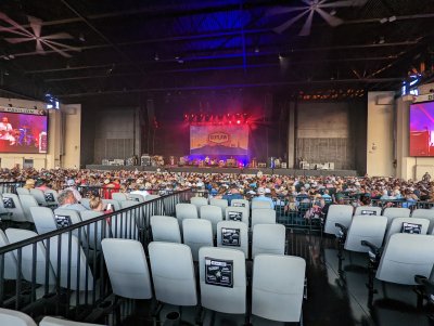 Dos Equis Pavilion — photo 2 of 4