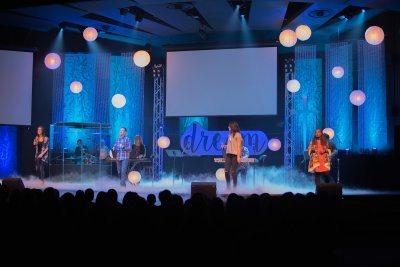 Radiant Church — photo 3 of 4
