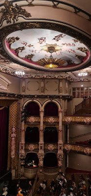Saint James Theatre — photo 3 of 4
