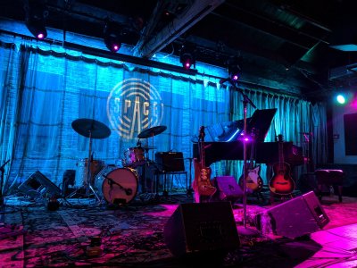Evanston Space — photo 3 of 4