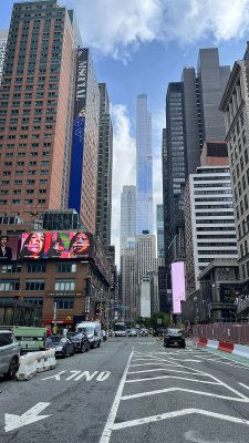 The Broadway — photo 3 of 4