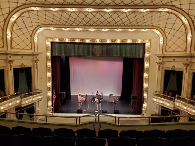 Brown Grand Theatre — photo 1 of 4