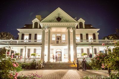 Lounsbury House — photo 1 of 4