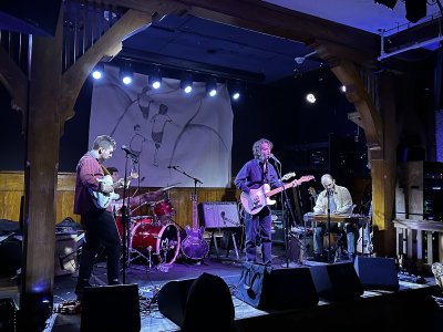 Schubas — photo 3 of 4