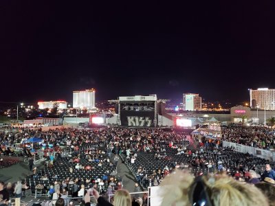 Laughlin Event Center — photo 1 of 4