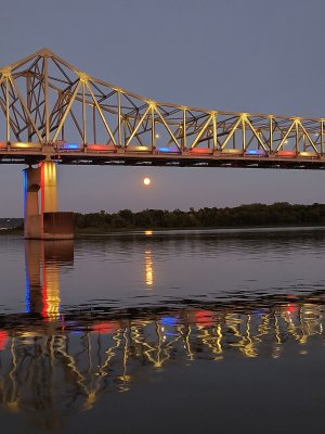 CEFCU Center Stage at The Landing - Peoria Riverfront — photo 4 of 4