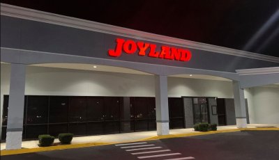 Joyland Live — photo 1 of 4