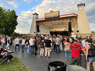 Bud Light Amphitheater at Paper Mill Island — photo 1 of 4