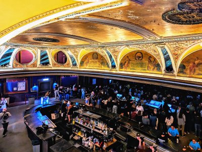 Riviera Theatre — photo 3 of 4